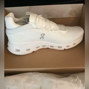 Brand New On Cloud Sneakers